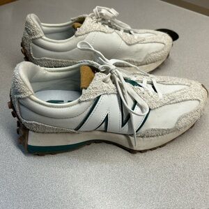 Never worn new balance shoes
